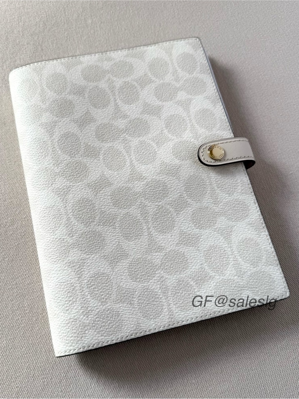 NWT Coach Notebook In Signature Canvas Gold/White/Chalk CZ198